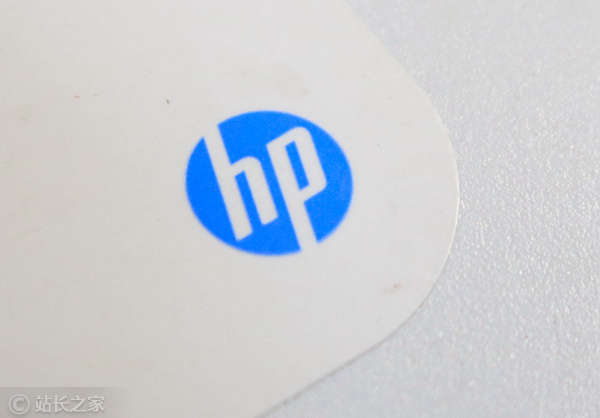 ​HP 推出全新 AI 笔记本，助力英国员工提升工作效率